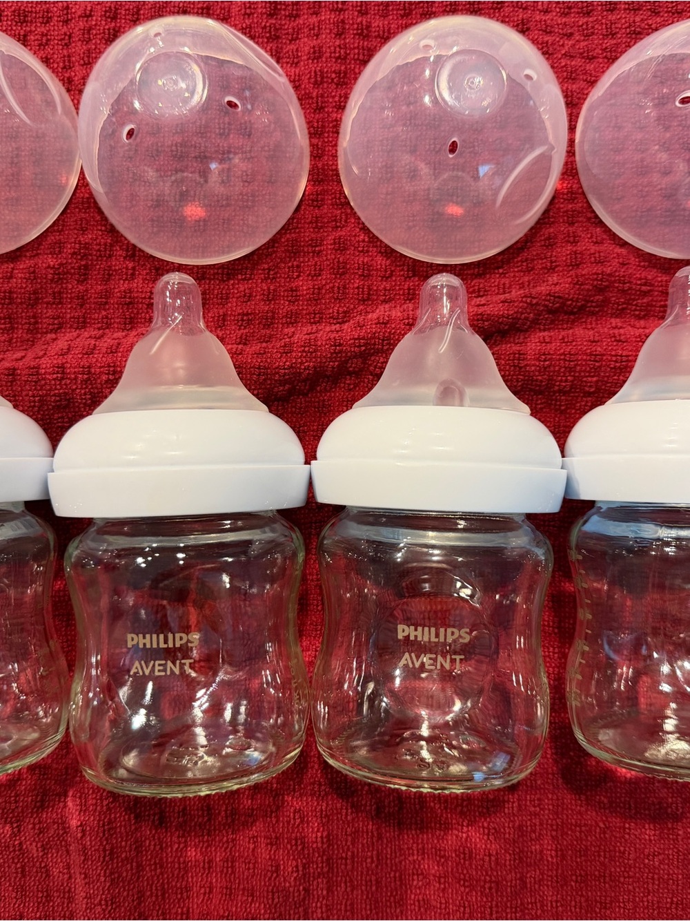 (4-pack +1) Glass 4oz Philips Avent Bottles + Lids